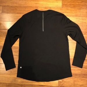Lululemon long sleeve athletic tee
